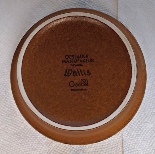 RARE! VINTAGE DISCONTINUED GOEBEL WALLIS PATTERN FRUIT/DESSERT 4 1/2" BOWL - Picture 7 of 13
