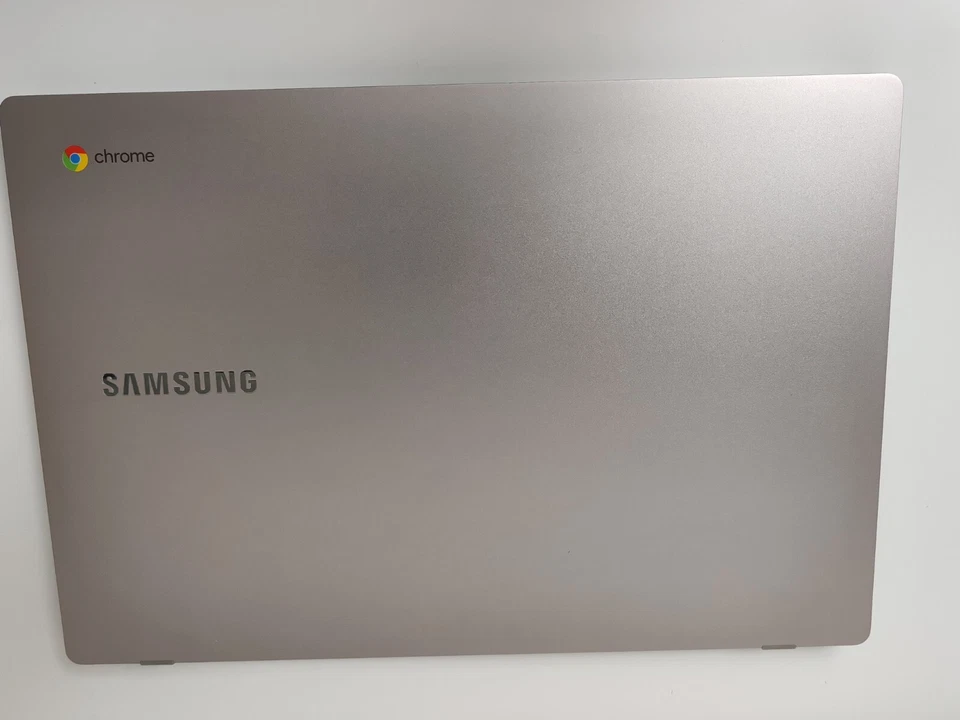 NOTEBOOK SAMSUNG CHROMEBOOK XE350XBA CELERON N4000 RAM 4GB SSD 64GB FHD - Immagine 4 di 4