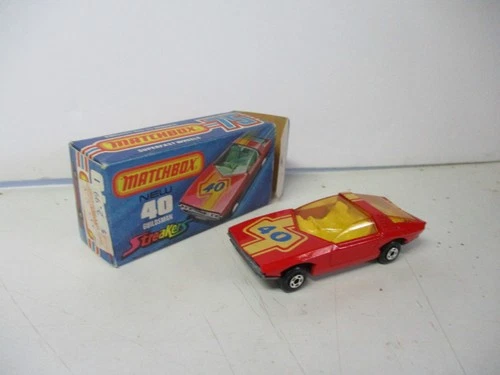 Matchbox Lesney Superfast SF40 Vauxhall Guildsman- Streakers, amber windows, box