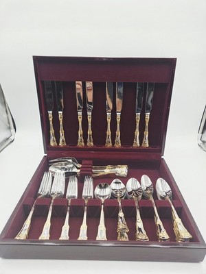 53 Pc Royal Albert Old Country Roses 18/10 Stainless Flatware Set Case Service 8
