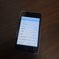 black Apple iPod Touch 2nd Generation 8GB A1288 - GOOD condition