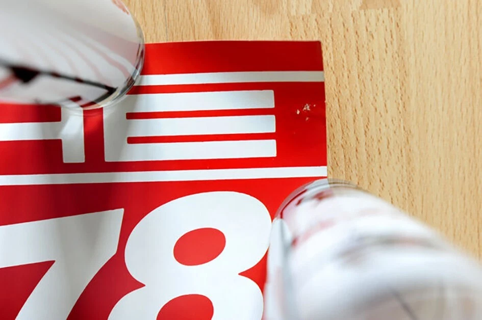 original Porsche Plakat Renn Poster "Markenweltmeister" 1978 Martini Porsche 935 - Bild 4 von 4