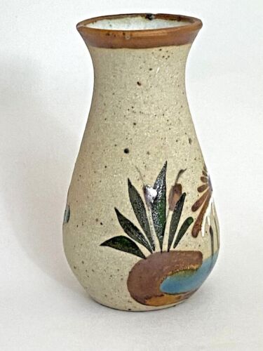 Vintage Tonala style bird sandstone bud vase 3 1/2” High - Picture 3 of 7
