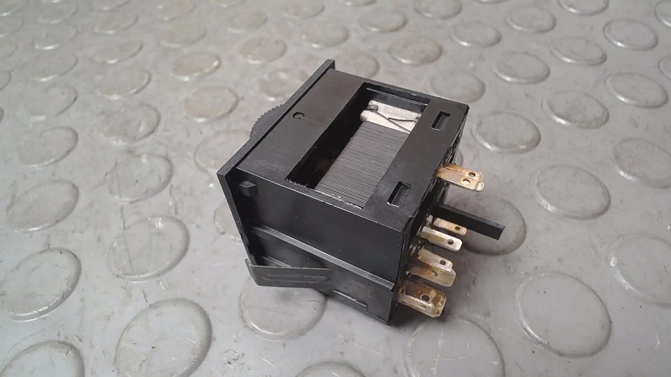 Lichtschalter VW Polo 86 C 323941531G 12 Monate Garantie Sofortversand - Bild 2 von 4