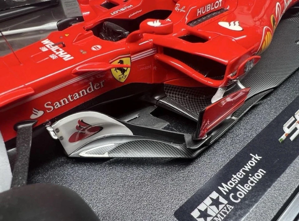 Tamiya 1/20 Masterwork Collection Ferrari SF70H #7 21164 - Immagine 4 di 4