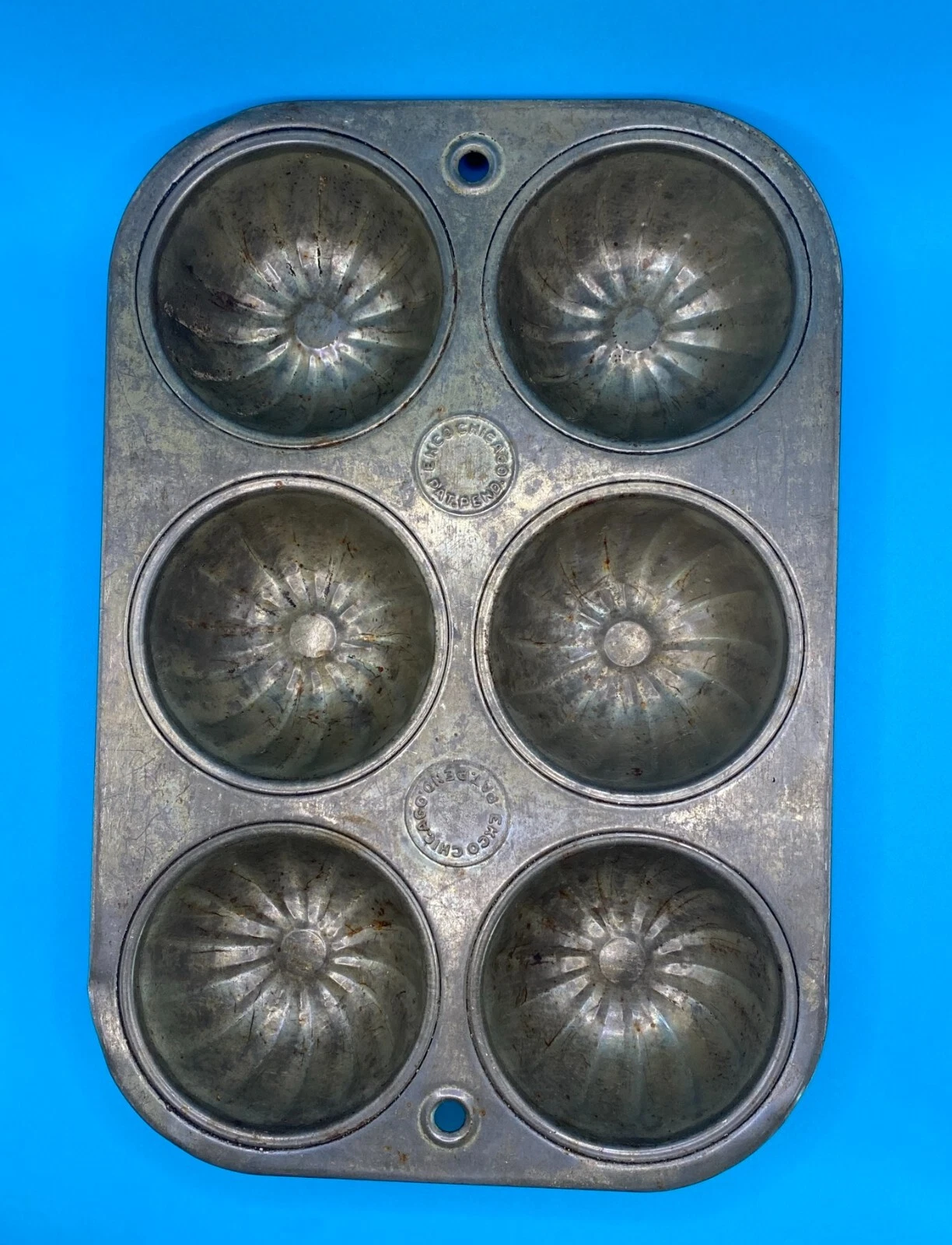Vintage Ecko 6 Muffin Pan Primitive Rustic Kitchen Decor Chicago