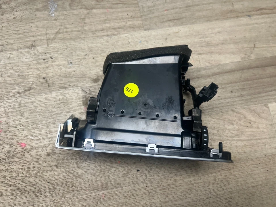 AUDI A7 A6 S6 S7 OEM 12-16 DELANTERO DERECHO PASAJERO TABLERO VENTILACIÓN AIRE Foto 3 de 3