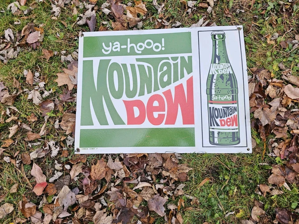 RARE GIANT ORIGINAL MOUNTAIN DEW PORCELAIN SODA BEVERAGE SIGN 24"X 18" - Image 2 of 4
