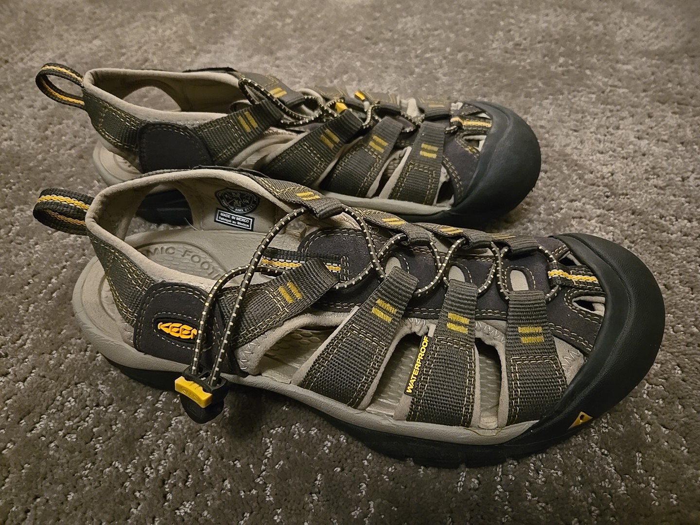 SANDALI ACQUA KEEN UOMO NEWPORT H2 PUNTA CHIUSA CORVO ALLUMINIO TAGLIA 8 5