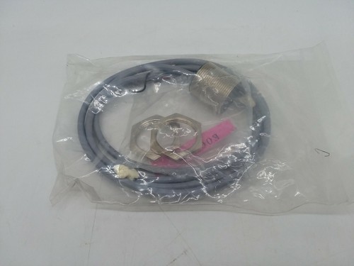 Sensor de proximidad Keyence E001742 - Imagen 3 de 5