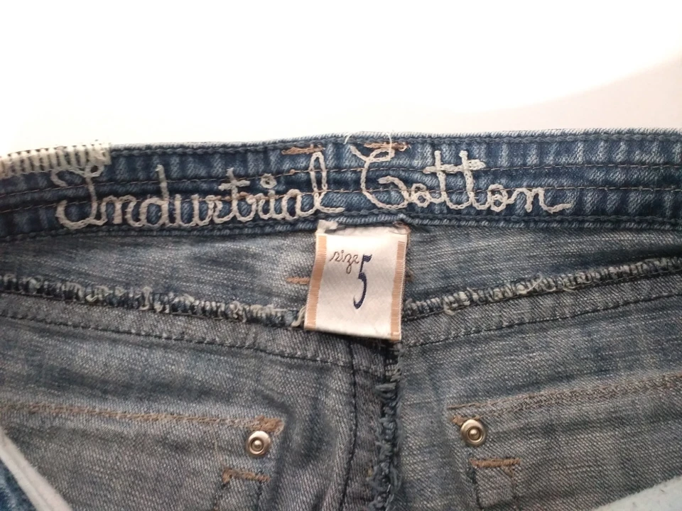 Denim corto capris de algodón industrial junior para mujer talla 5 (30x16) Foto 3 de 4