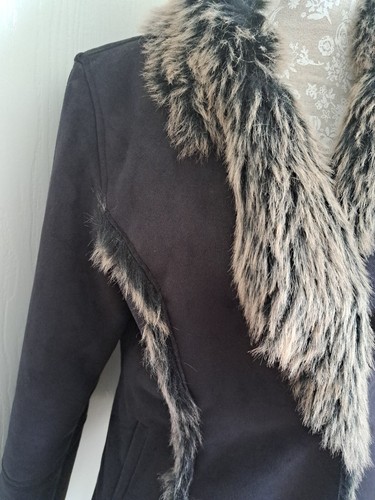 LADIE'S ~ FAUX FUR & SUEDE ~ SHORT JACKET ~ SIZE 14 ~ GEORGE. - Picture 2 of 5