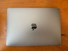 2020 Apple MacBook Air 8GB RAM 256GB SSD 13.3" Display Apple M1 Chip Space Gray