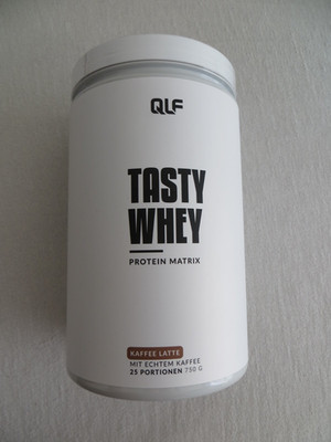 QLF Quantum Leap Fitness Proteinpulver Tasty Whey Kaffee Latte 750g 25 Portionen