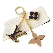 Louis Vuitton Monochrome Keychain - Bag Charm Fleur Flower