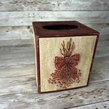 Dresden House Primitives Tissue Box Cover Red Burgundy Berries Country Square