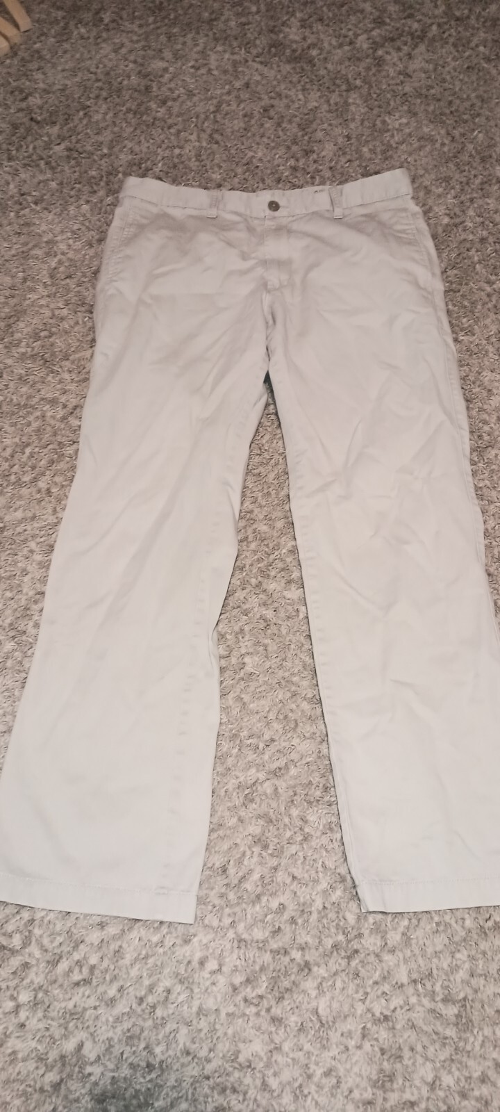 Men's Gap Original Khaki Pants Size 33x32 Color Cream Pockets Business Casual Ch