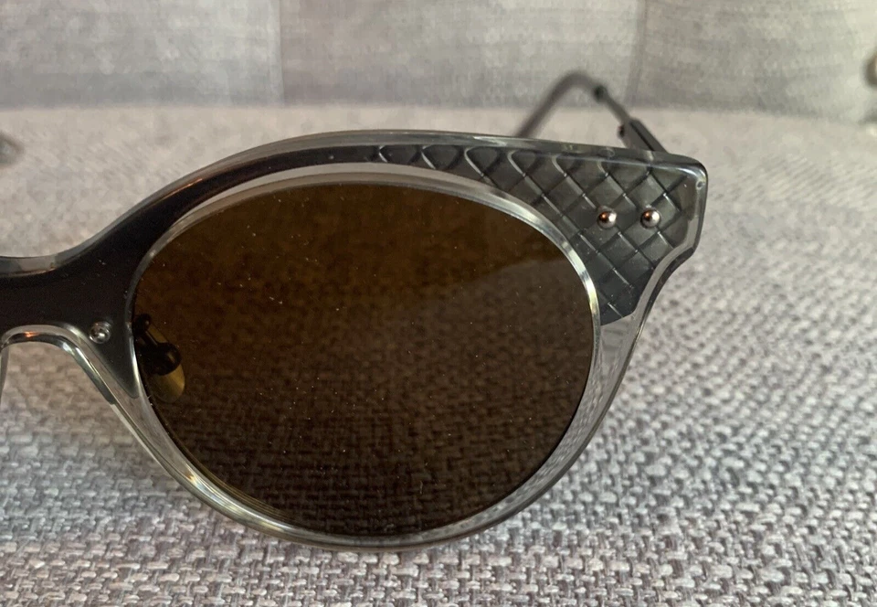 Novo ÓCULOS DE SOL BOTTEGA VENETA BV1435A 002 CATEYE 52-21-145mm Itália LENTE PRETA - Imagem 2 de 4