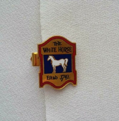 The White Horse Estab 1742 Whiskey Distillers 1960's Bartender's