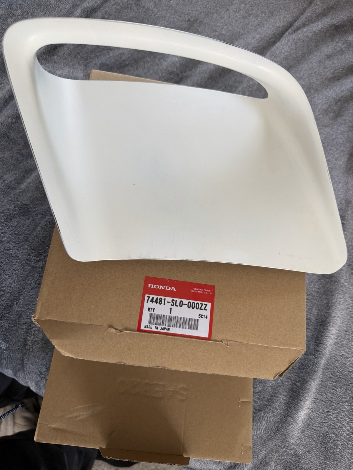 1991 - 2005 ACURA NSX LEFT LH REAR BODY AIR INLET 74481-sl0-000zz