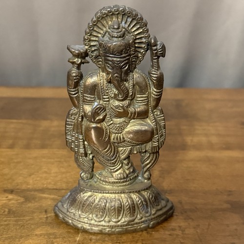 Vintage Brass Finish Ganesh Ganesha Statue Hindu Altar Idol 6.25” Figurine