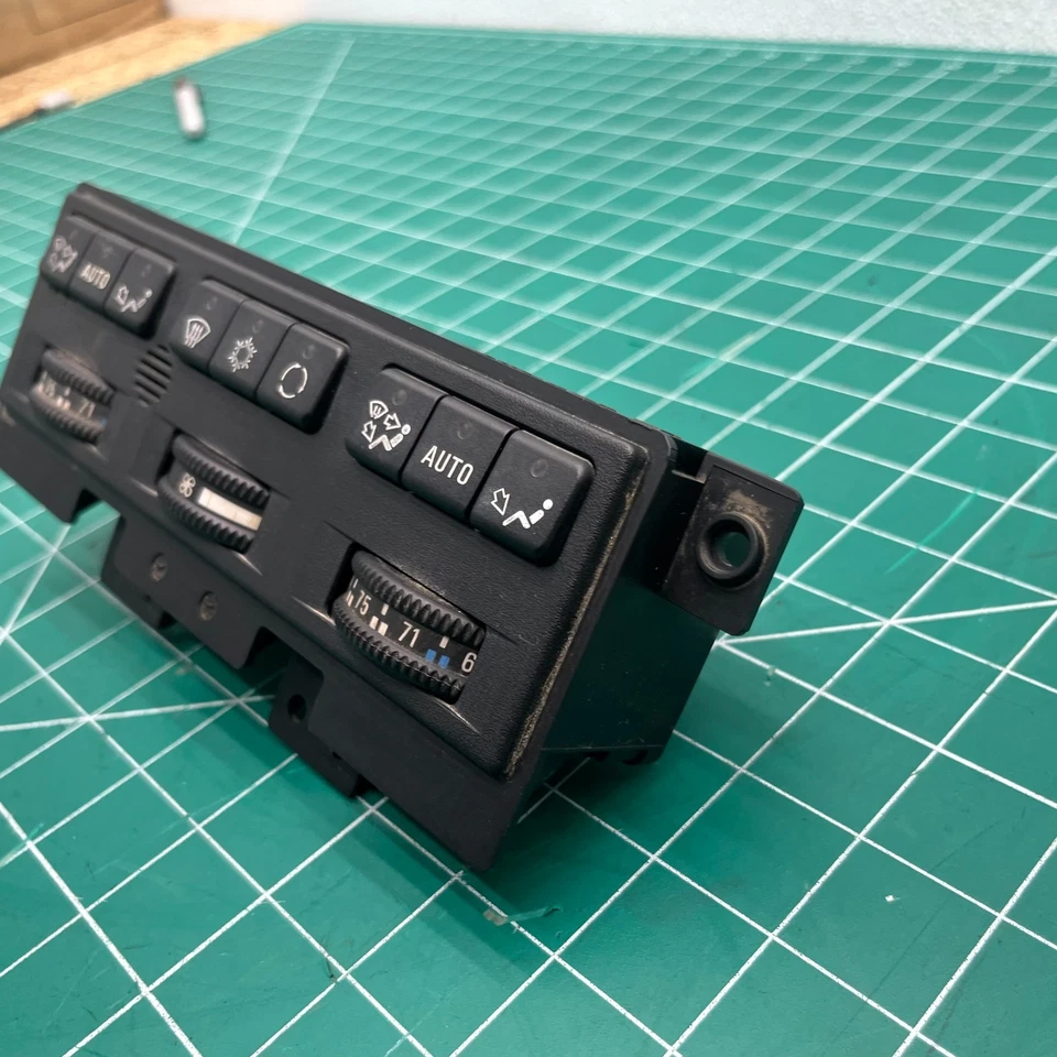91-97 BMW E31 850i 850Ci AUTOMÁTICO AIRE ACONDICIONADO INTERRUPTOR DE CONTROL OEM Foto 4 de 4