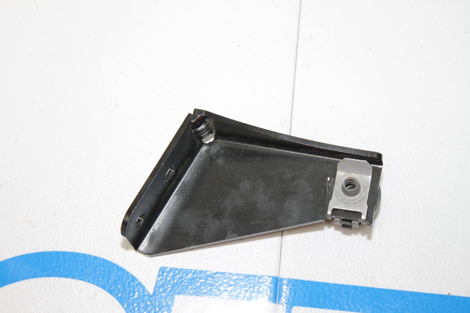15-20 LAMBORGHINI HURACAN RH PASSENGER UPPER HEADLIGHT HL BRACKET 4T0805670B TAB