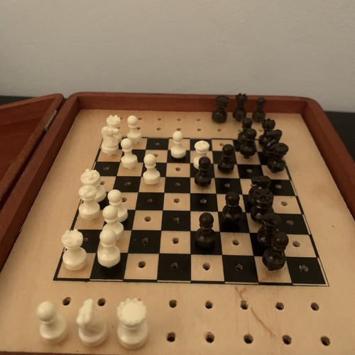 Schach Reiseset NEU mini Steckspiel Holzbox 260g - Bild 4 von 6