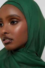 Veiled Bamboo Woven Hijab - Cilantro
