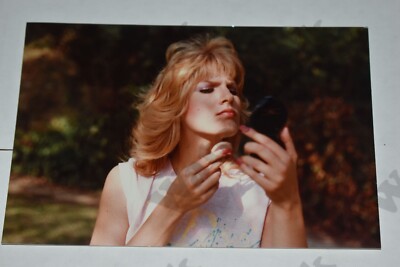 pretty redhead woman putting on makeup VINTAGE PHOTOGRAPH Gg