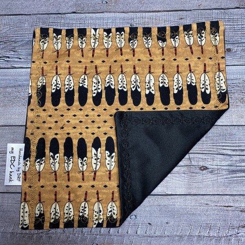 EDC HANK W/MICROFIBER BACK 8” - BIRD FEATHERS SW THEME TAN BGND HANDKERCHIEF - Picture 2 of 2