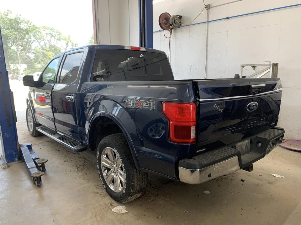 Used Park Assist Camera fits: 2020 Ford F150 PICKUP tail lamp mounted radar unit - Image 3 of 4