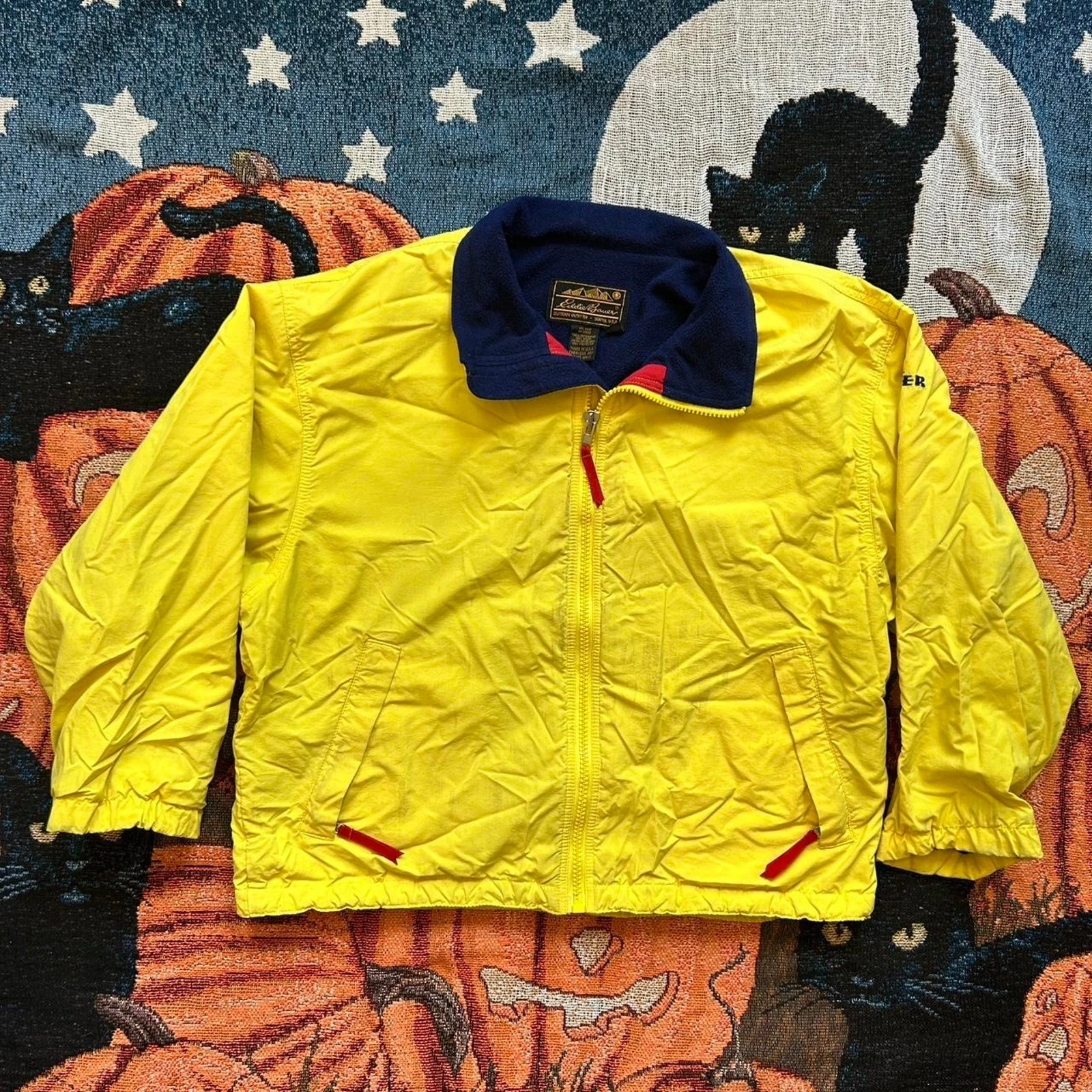 1980's Eddie Bauer Windbreaker Jacket! - product detail image 1