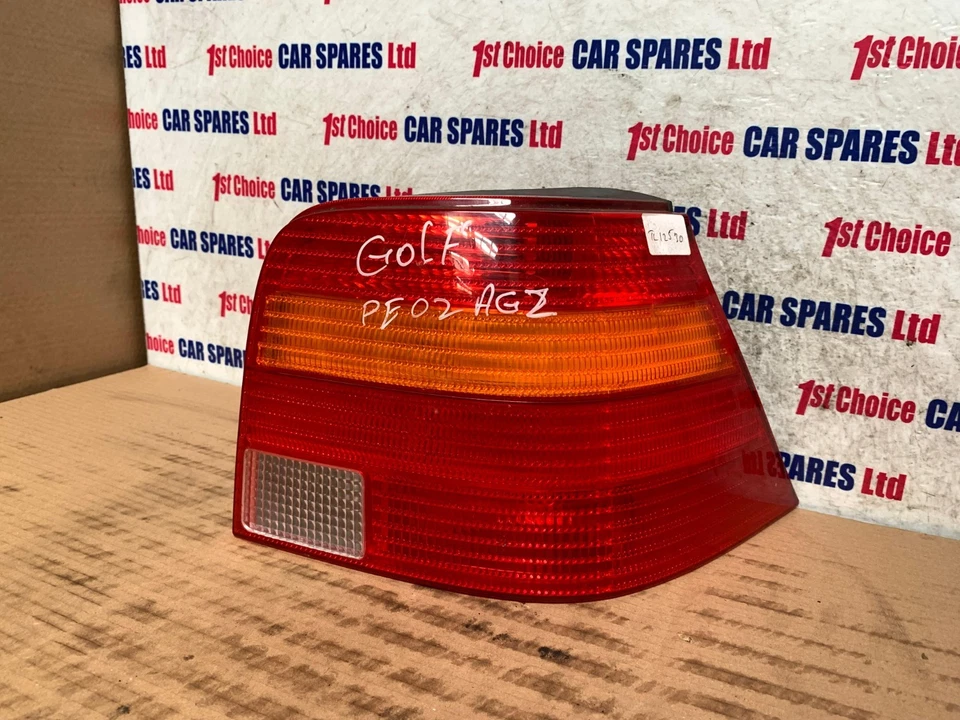 LÁMPARA LUZ TRASERA LADO CONDUCTOR VOLKSWAGEN GOLF HATCHABCK 5 PUERTAS MK4 A4 2002 Foto 3 de 4
