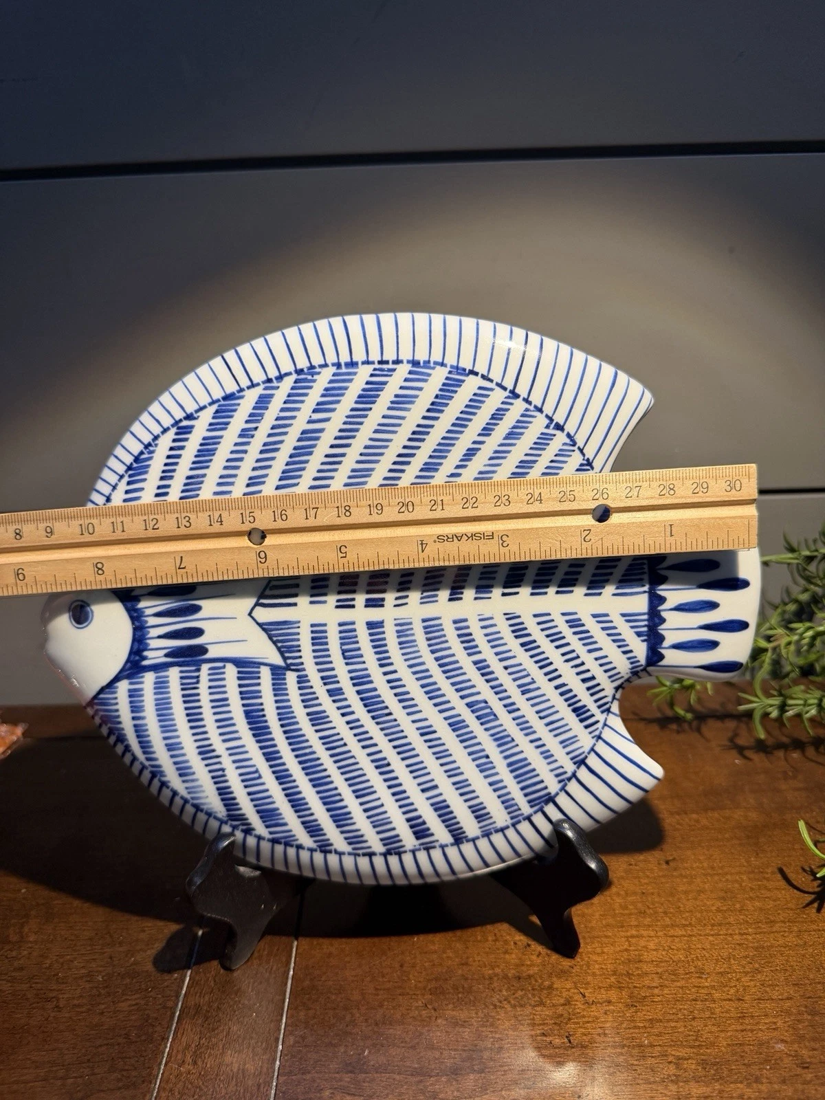 Vintage Blue & White Hand Painted Large Trivet  9.5” L 8” W. EUC. RARE HTF image 2
