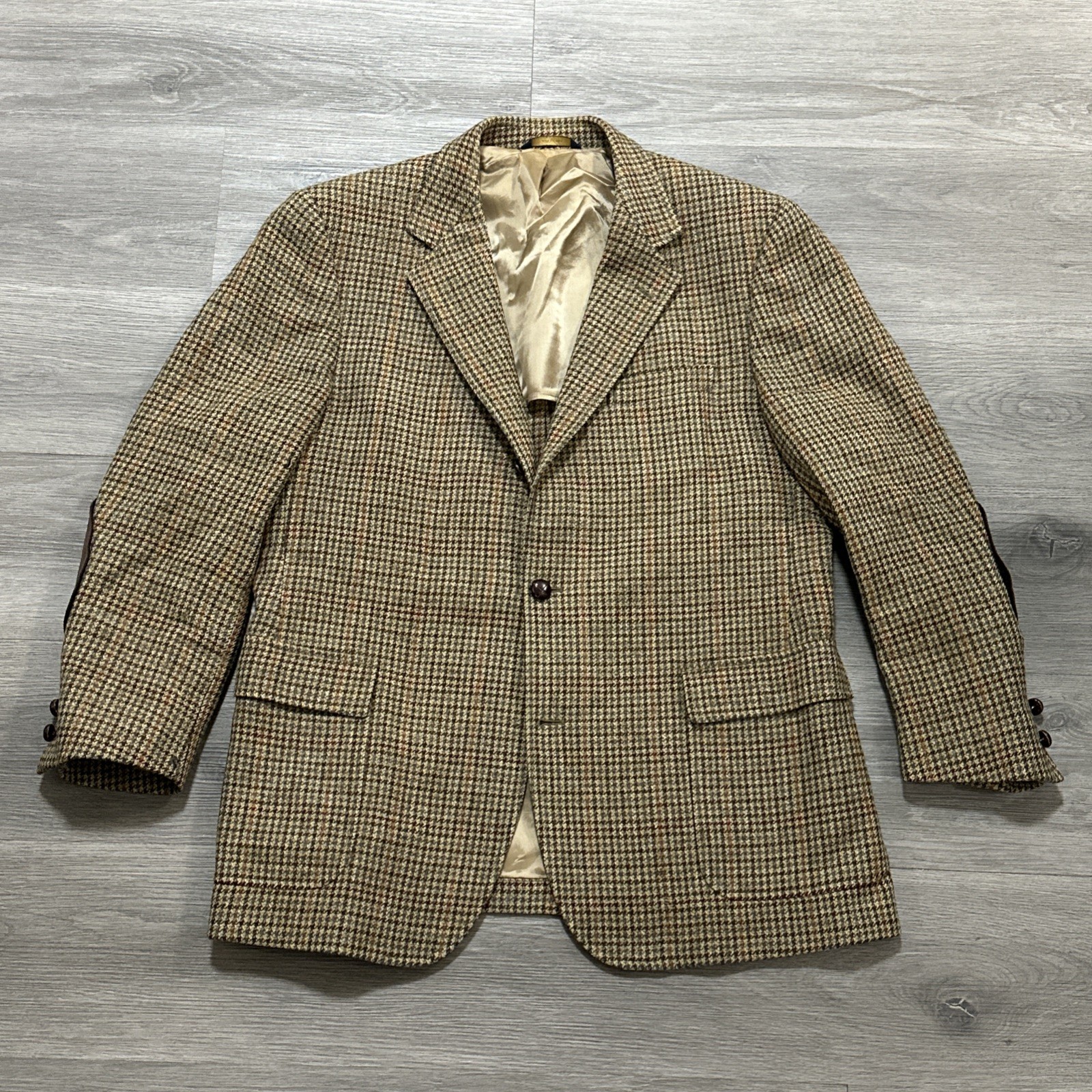 Brooks Brothers Multicolored wool houndstooth blazer- Size 44 R - Missing Button