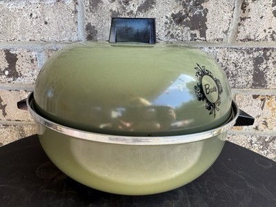 Vintage West Bend Aluminum Serving Oven Bun Bread Warmer Avocado Green 3-Piece