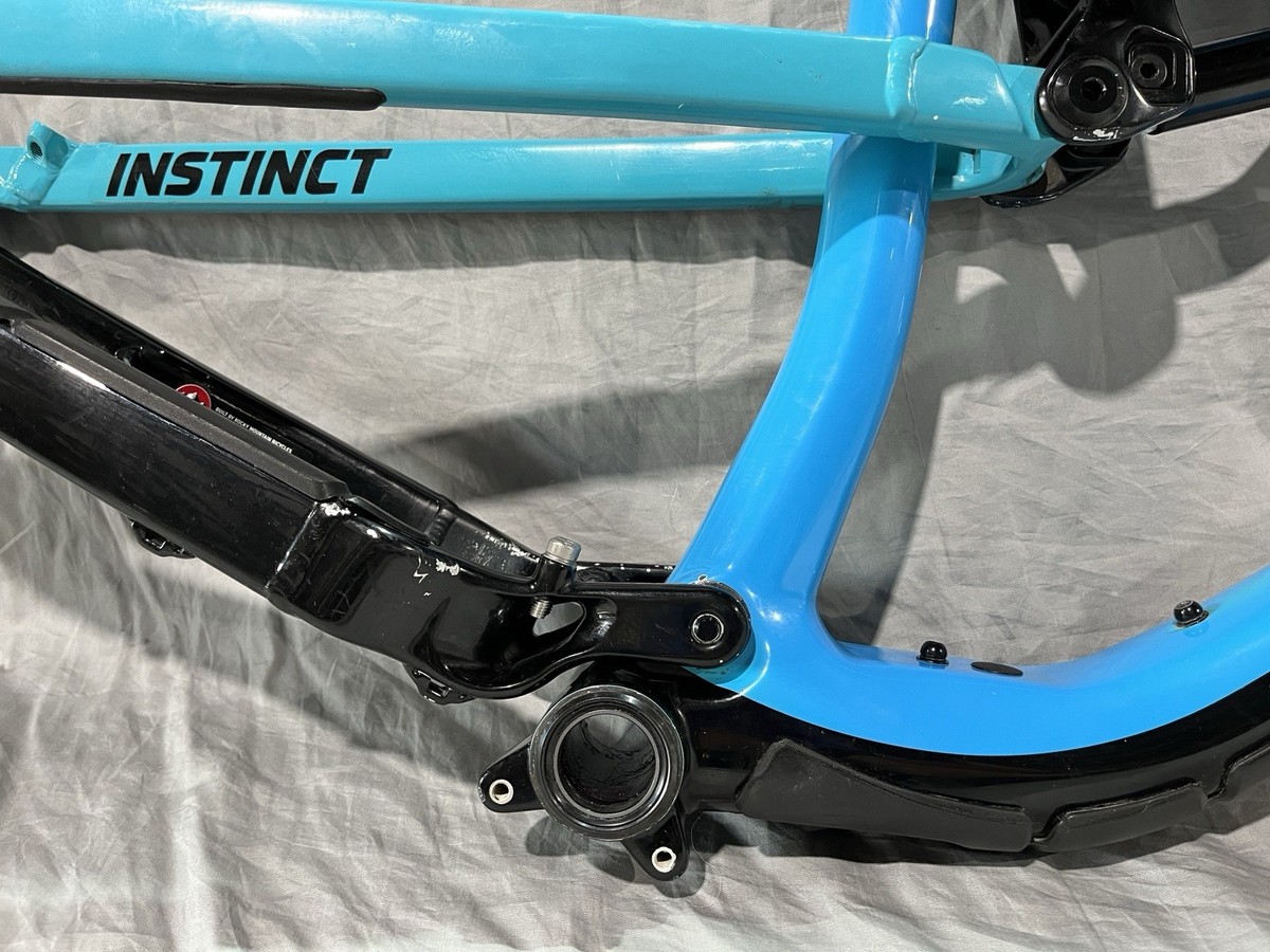 Rocky Mountain Instinct Carbon 50 フレーム Rocky Mountain Instinct Carbon 50 - Red Raven | Crosby, MN