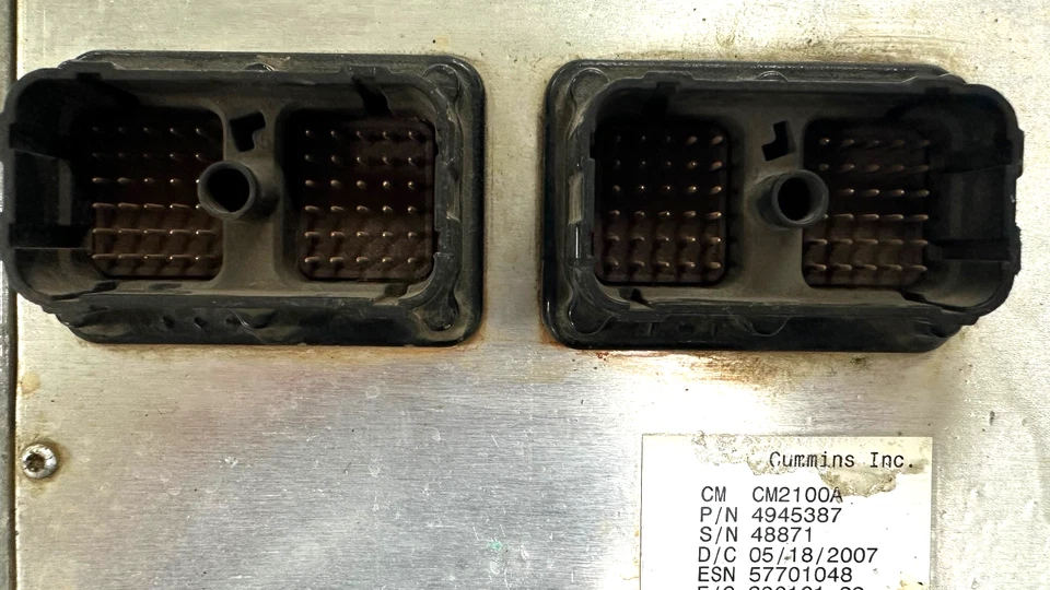 Dodge Ram 3500 2007 diésel motor 6,7 computadora P4945387 ECM ECU OEM CM2100A núcleo Foto 4 de 4