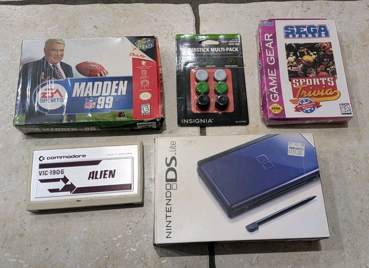 5 Piece Wholesale Video Games And Accessories