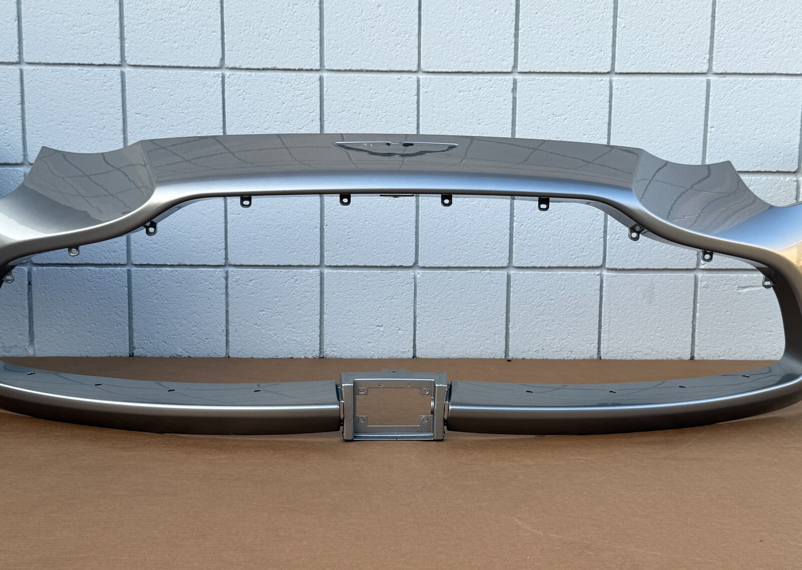 Mint! 2024 2025 Aston Martin DB12 Front Bumper Cover OEM RY53-170957-B