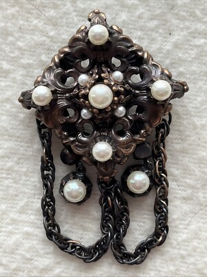 Vtg C est Bien Brooch Bronze Tone Metal Faux Pearls Dangle Chains 2  Kite Shape