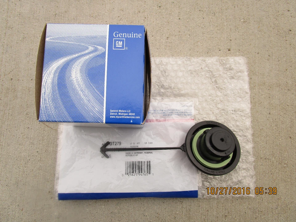 98-05 CHEVY VENTURE BASE LS LT TAPA DE LLENADO DEL TANQUE DE GASOLINA CON CORREA NUEVO Foto 3 de 4