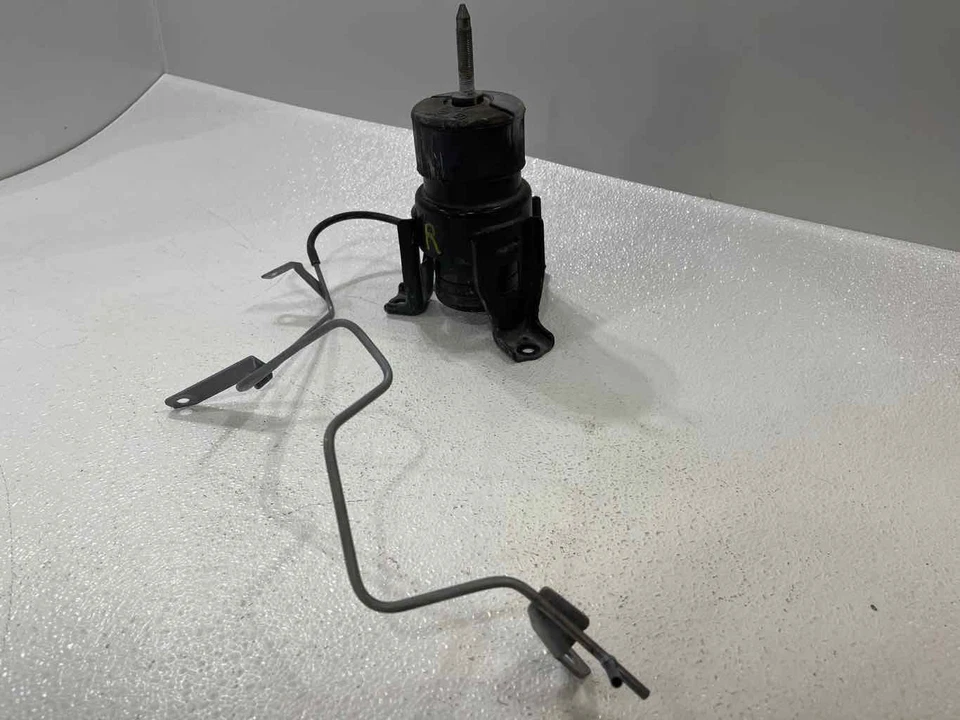 Fits 2016 - 2023 NISSAN MAXIMA 3.5L Rear Engine Frame Mount Bracket OEM - Image 2 of 4