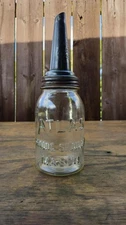 Vtg The Master Mfg Co Motor Oil  Metal Spout Litchfield IL On #13 Atalas Jar