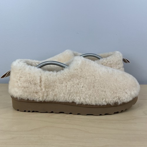 UGG Women’s Size 12 Classic Cozy Bootie Slip On Natural Cream Shearling Slippers - Picture 2 of 10