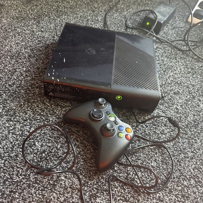 MICROSOFT XBOX 360 E 250GB HEIMSPIELKONSOLE SPIELBEREIT IN SCHWARZ 