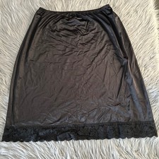 Vintage Lorraine Half Slip Womens Size Large Black Floral Lace 100 Nylon Skirt