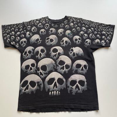Vintage 90s 1992 Liquid Blue Chris Pinkerton Skull Graphic T Shirt 