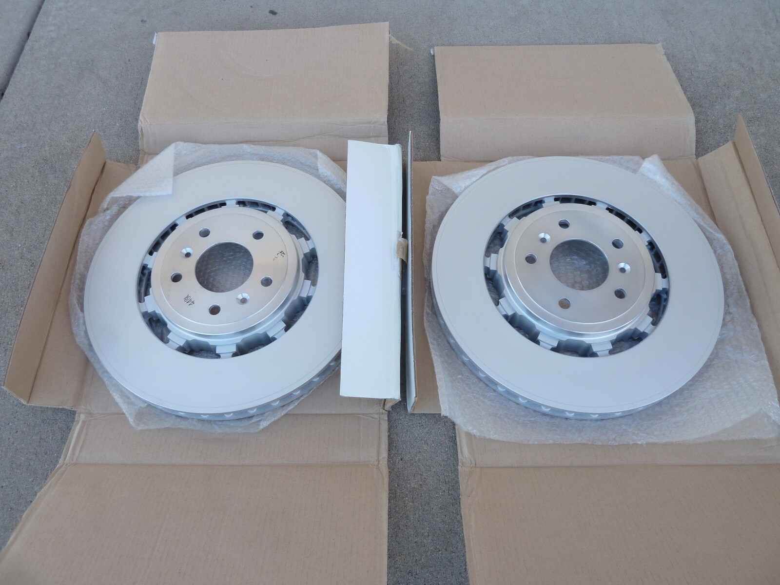 NEW ASTON MARTIN RAPIDE FRONT ROTORS BRAKE STEEL DISC